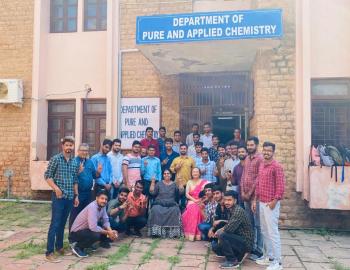 Group photos of students of M.Sc Chemistry and M.Sc. Applied Chemistry with First Lady of MDS University Ajmer